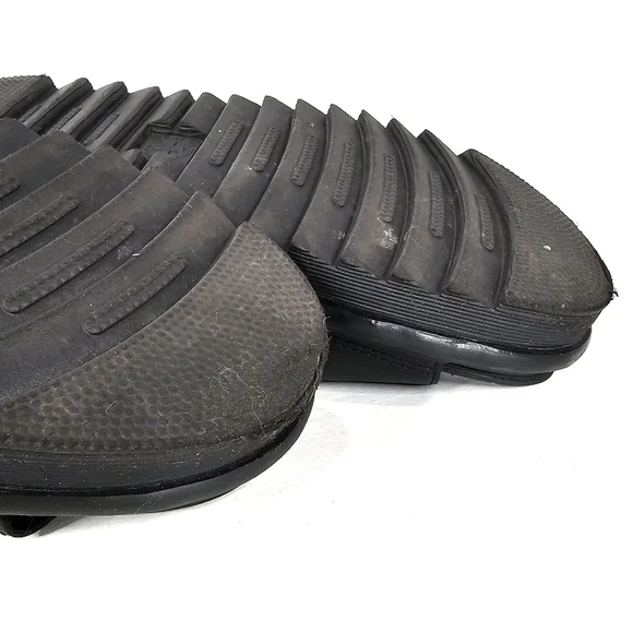 Dr. Marten's Voss Sandals - Picture 7 of 9